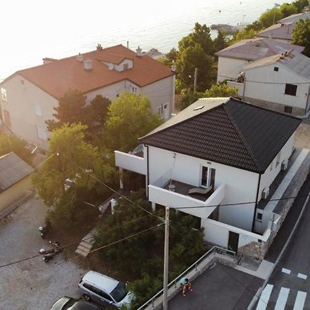 Izzy 2 Apartment Senj  Luaran gambar