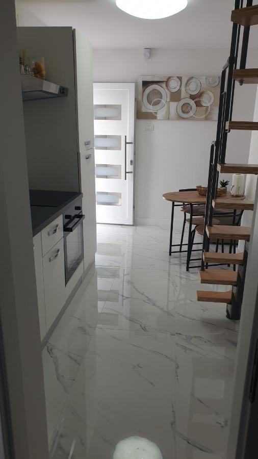 Izzy 2 Apartment Senj  Luaran gambar